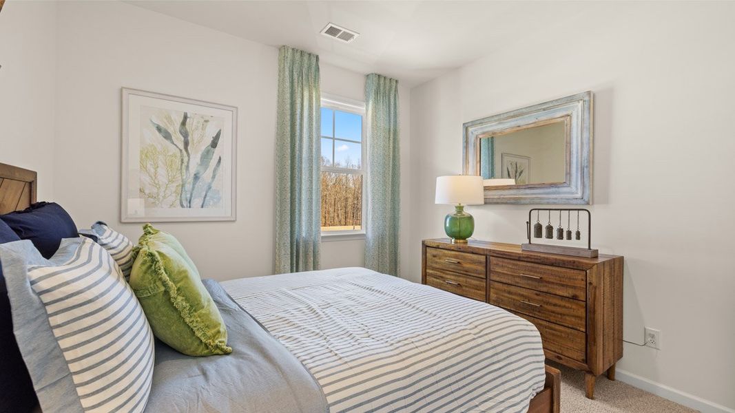 Representative furnished interior of a home built from the Denton by D.R. Horton in Kingston Ranch at Lake Oconee, Buckhead (Image 36).