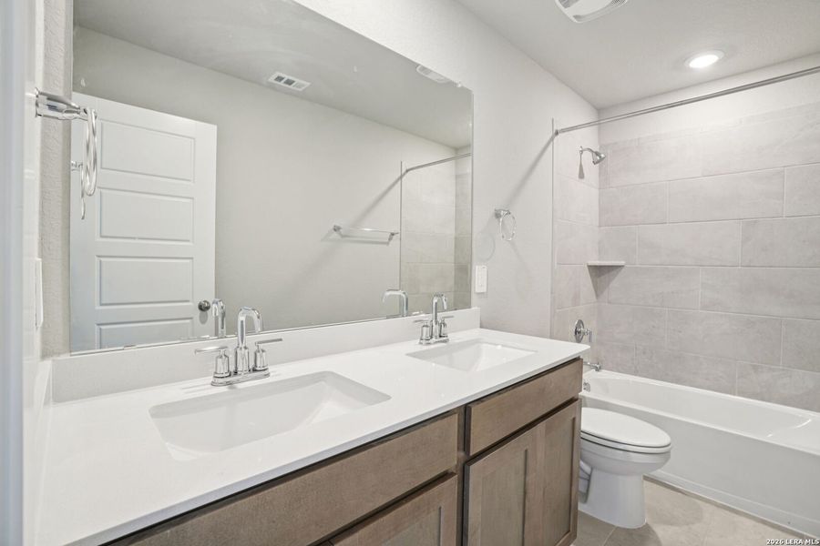 Furnished interior view inside a new home in Lark Canyon, New Braunfels (Image 7).
