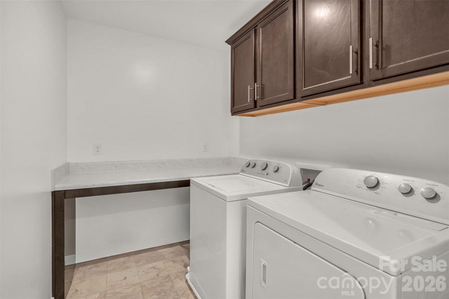 Furnished interior view inside a new home in Edgewater - The Links, Lancaster (Image 16).