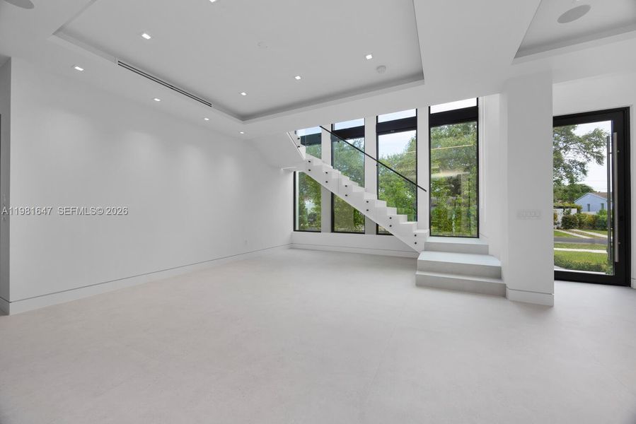 Spacious, unfurnished interior of a new home in , Miami (Image 54).