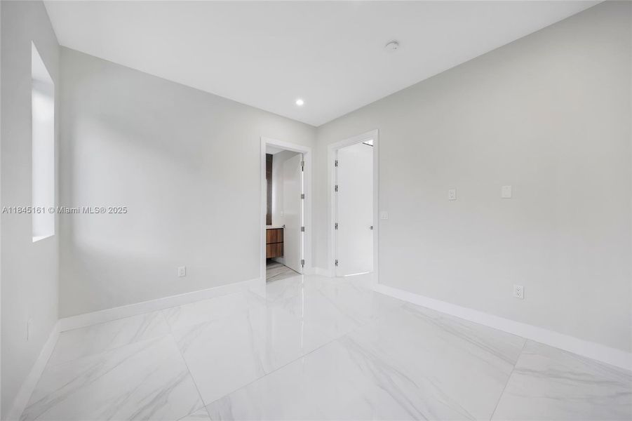 Spacious, unfurnished interior of a new home in , Fort Lauderdale (Image 52). Spacious, unfurnished interior of a new home in , Fort Lauderdale (Image 52).