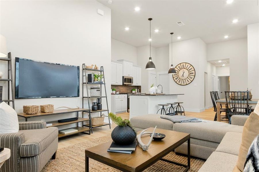 Furnished interior view inside a new home in Woodbridge, Wylie (Image 14).