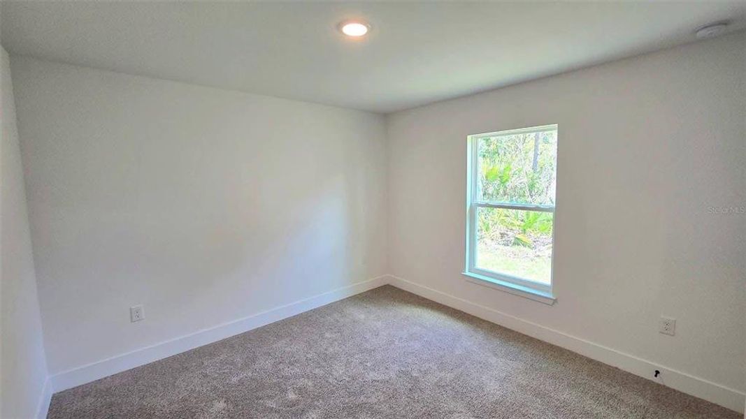 Spacious, unfurnished interior of a new home in North Port, North Port (Image 11).