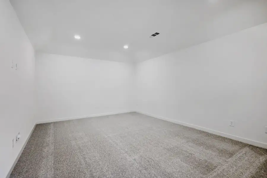 14514315 Windy - Media Room 14514315 Windy - Media Room