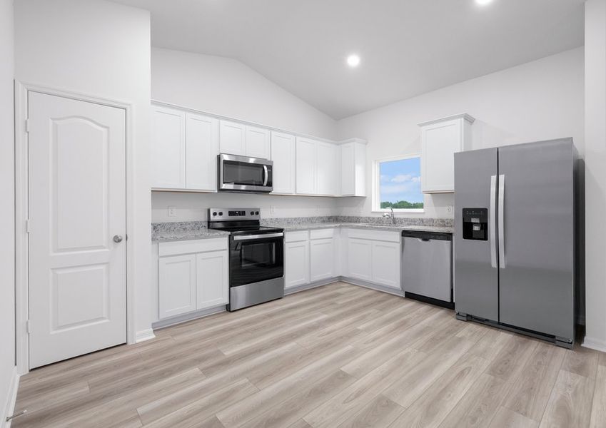 This kitchen includes these beautiful stainless steel appliances This kitchen includes these beautiful stainless steel appliances