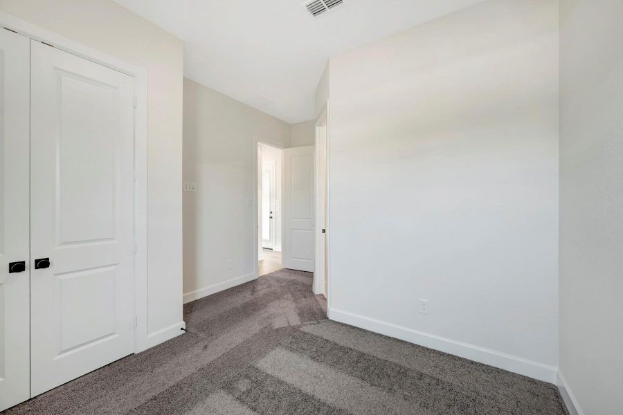 Spacious, unfurnished interior of a new home in ARTAVIA 45' Homesites, Conroe (Image 27).