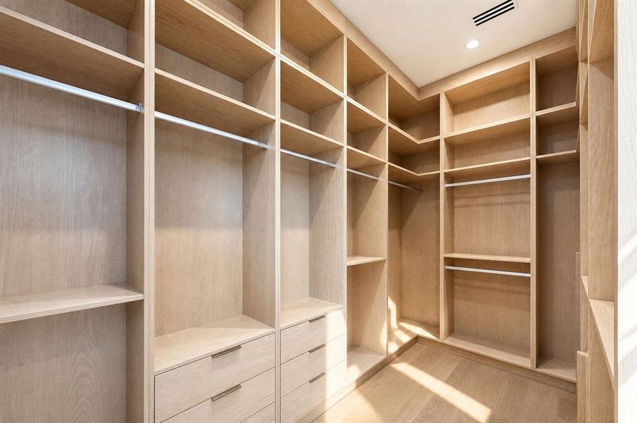 Furnished interior view inside a new home in , Dallas (Image 7).