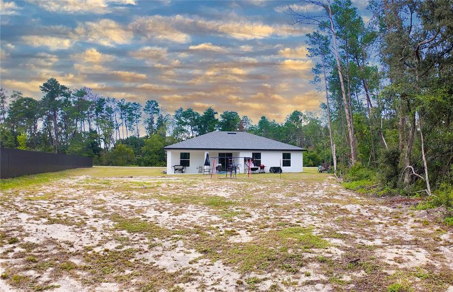 Exterior details and patio area of a home in , Ocala (Image 3).
