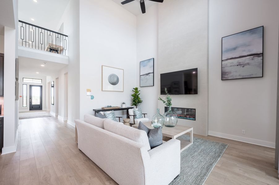 Representative furnished interior of a home built from the Goldeneye by Tri Pointe Homes in Jubilee 50′, Hockley (Image 69).