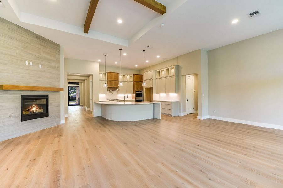 Representative furnished interior of a home built from the Sapphire by Giddens Homes in Riverstone, Georgetown (Image 16).