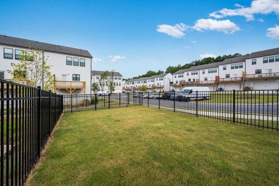 Exterior details and patio area of a home in Rosewood Farm, Lawrenceville (Image 1).