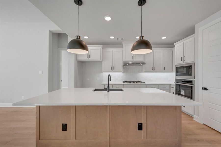 Furnished interior view inside a new home in Mantua Point Classics, Van Alstyne (Image 17).