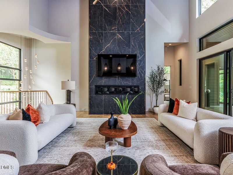 012-1280x960-living-room