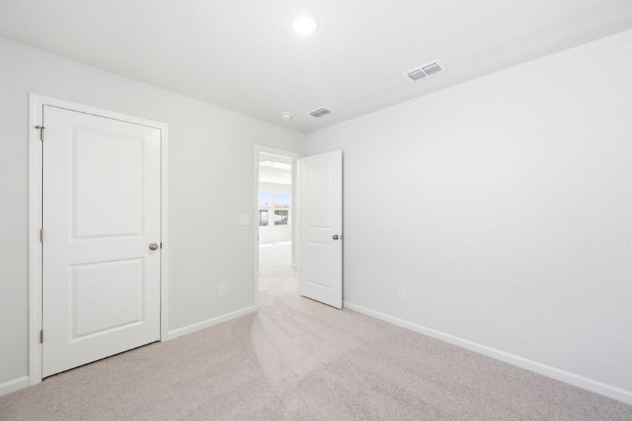 Spacious, unfurnished interior of a new home in Grand Arbor, Blythewood (Image 18).