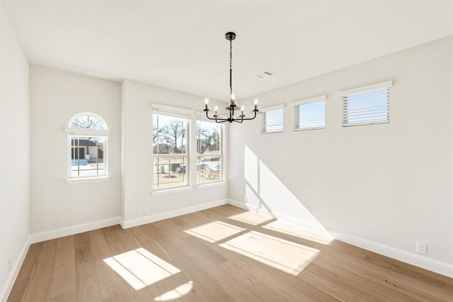 Spacious, unfurnished interior of a new home in Rockwood, Mansfield (Image 21).