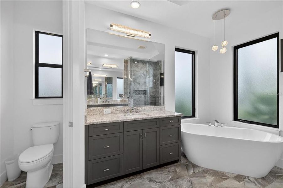 Furnished interior view inside a new home in , Bradenton (Image 77).