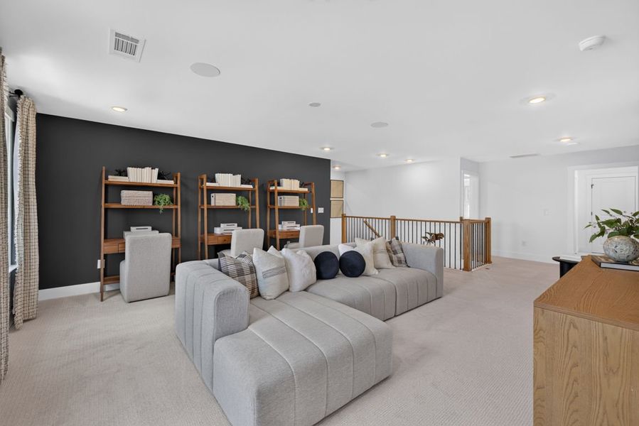Representative furnished interior of a home built from the Oakhurst by Pulte Homes in Everhour, Newnan (Image 57).