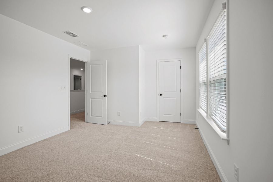 Spacious, unfurnished interior of a new home in Elmbrook, Indian Trail (Image 54). Spacious, unfurnished interior of a new home in Elmbrook, Indian Trail (Image 54).