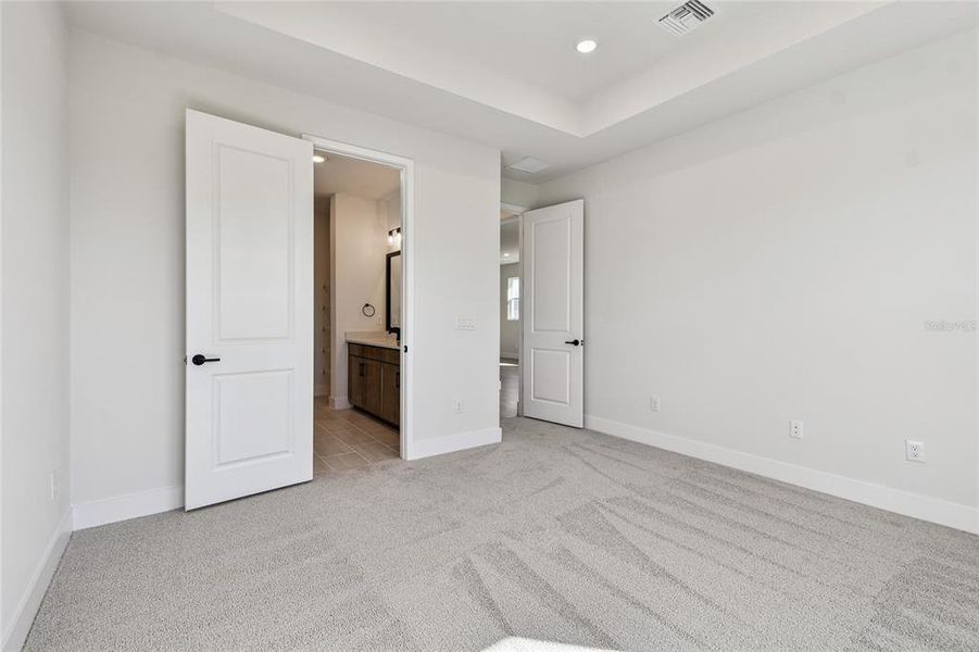 Spacious, unfurnished interior of a new home in Vistera of Venice – Garden Series, Nokomis (Image 28). Spacious, unfurnished interior of a new home in Vistera of Venice – Garden Series, Nokomis (Image 28).