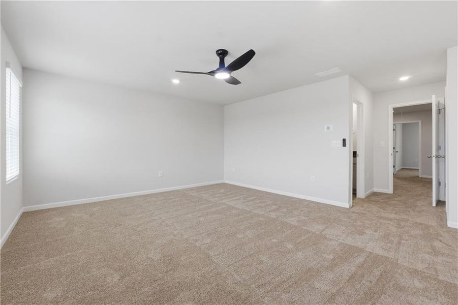 Spacious, unfurnished interior of a new home in Moss Creek, Hogansville (Image 23).