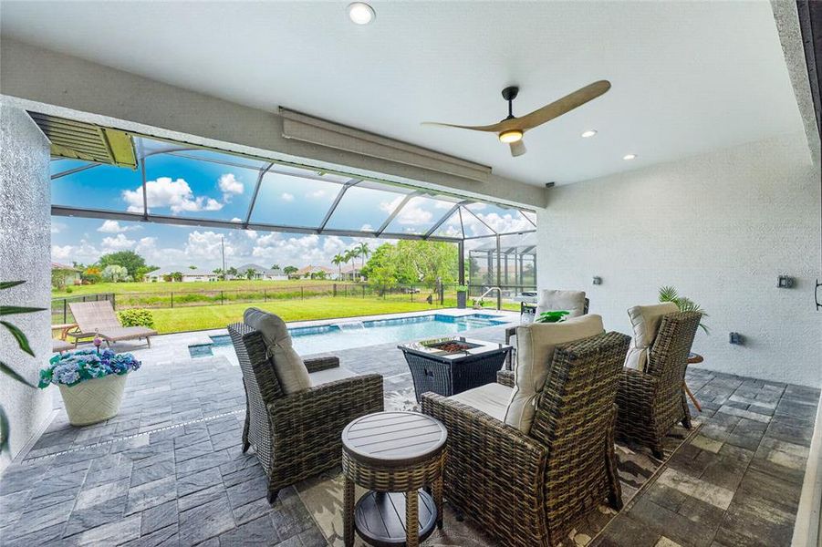 Exterior details and patio area of a home in , Rotonda West (Image 30).