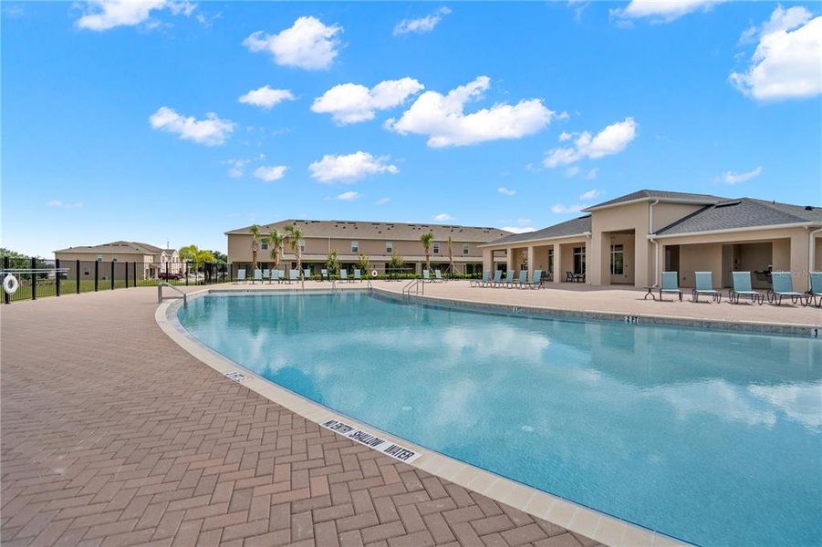 Community amenities in , Davenport (Image 26).