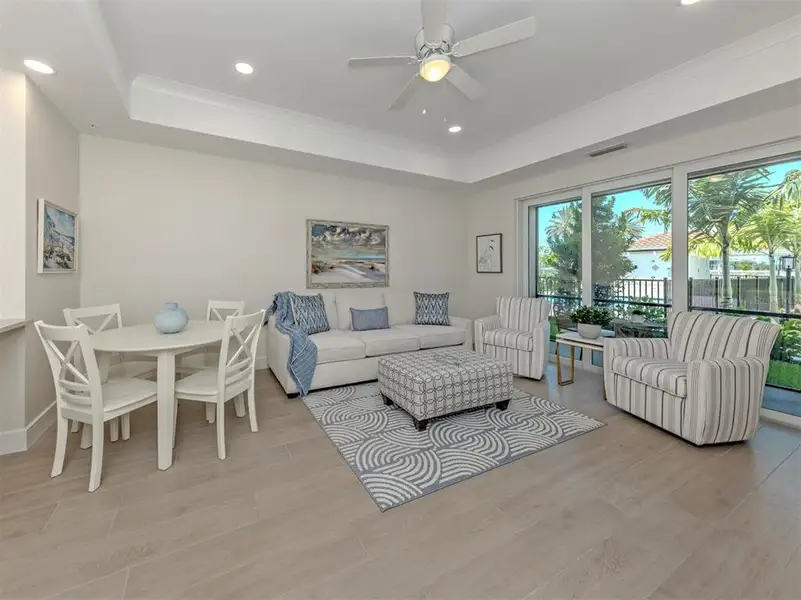 Furnished interior view inside a new home in , Venice (Image 11).