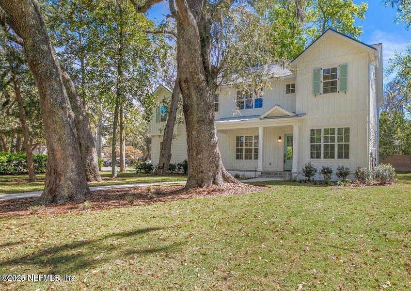 Image 38 of a home in .