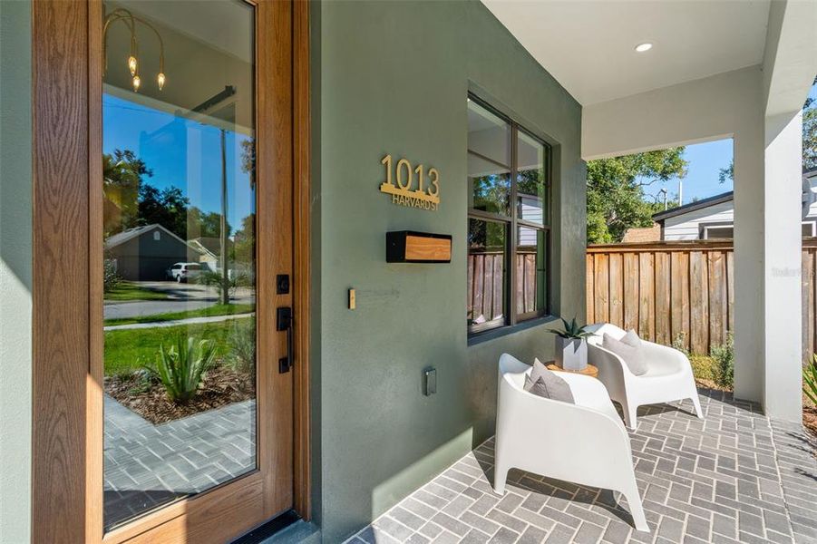Exterior details and patio area of a home in , Orlando (Image 32).