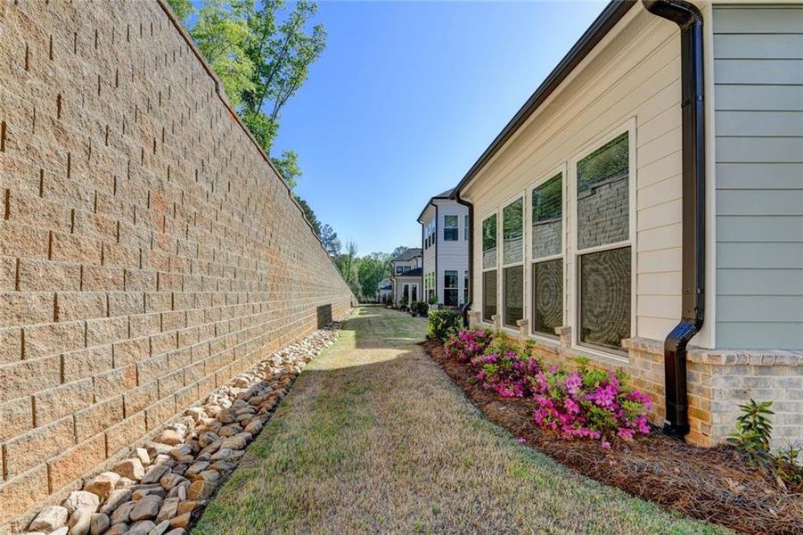 Exterior details and patio area of a home in , Duluth (Image 32).