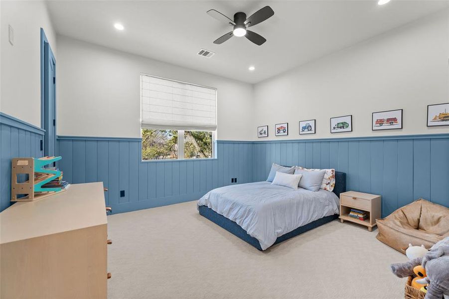 Furnished interior view inside a new home in , Dallas (Image 19).