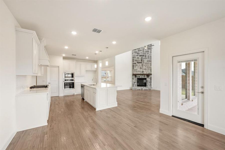 Furnished interior view inside a new home in Wildflower Ranch 60-65, Fort Worth (Image 9).