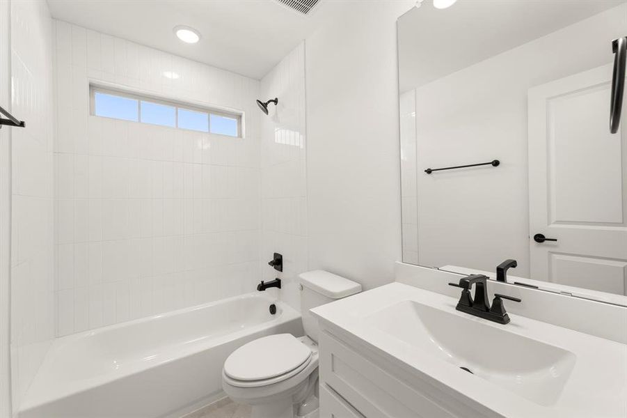 24. 12814 Meadow - 3RD Bath 24. 12814 Meadow - 3RD Bath