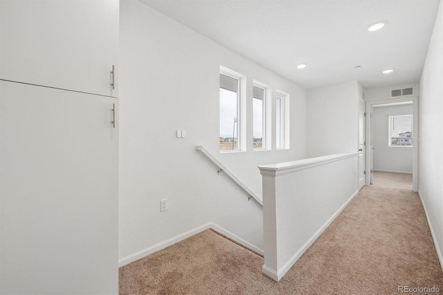 Spacious, unfurnished interior of a new home in Reunion, Commerce City (Image 17).