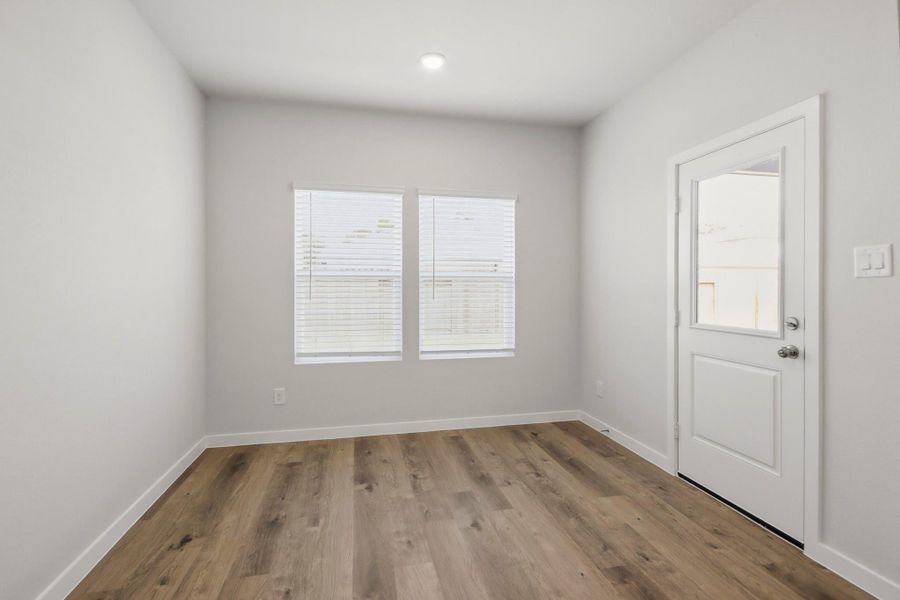Spacious, unfurnished interior of a new home in Crockett Meadows, Conroe (Image 13). Spacious, unfurnished interior of a new home in Crockett Meadows, Conroe (Image 13).