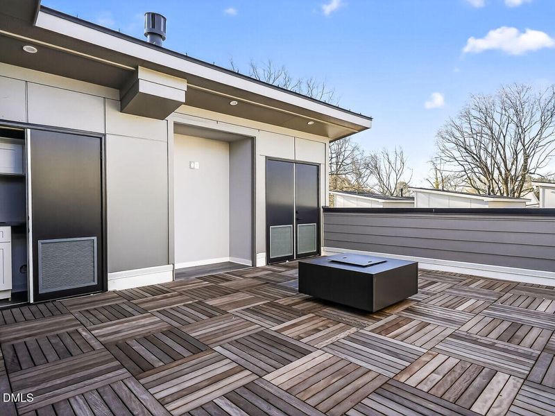 027-1280x960-rooftop-veranda 027-1280x960-rooftop-veranda