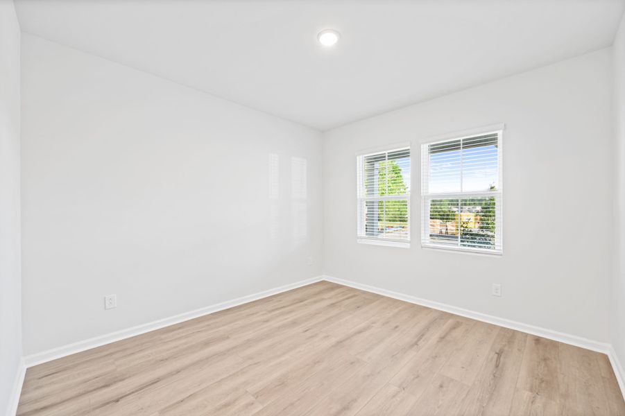 Spacious, unfurnished interior of a new home in Grand Arbor, Blythewood (Image 25).
