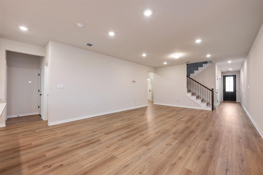 Spacious, unfurnished interior of a new home in Rolling Glen, Hutto (Image 22). Spacious, unfurnished interior of a new home in Rolling Glen, Hutto (Image 22).