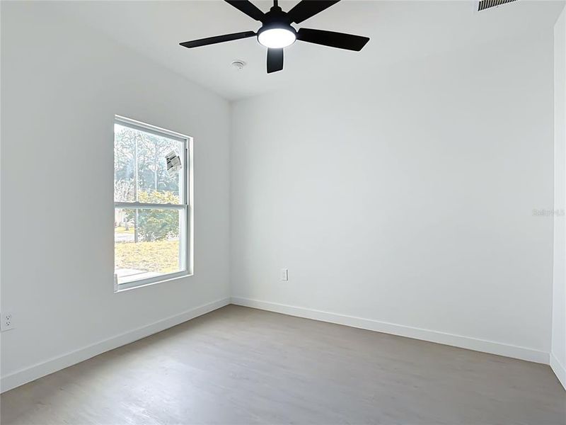 Spacious, unfurnished interior of a new home in , St. Cloud (Image 36).