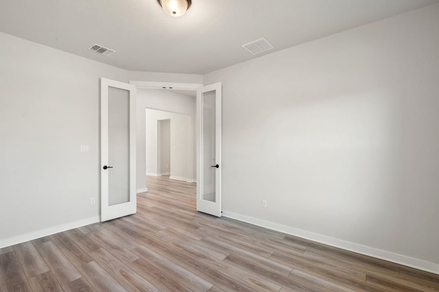 Spacious, unfurnished interior of a new home in Park Collection at Lariat, Liberty Hill (Image 22). Spacious, unfurnished interior of a new home in Park Collection at Lariat, Liberty Hill (Image 22).