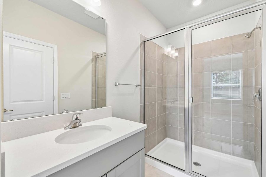 The Shelmer - Owner's Bath The Shelmer - Owner's Bath