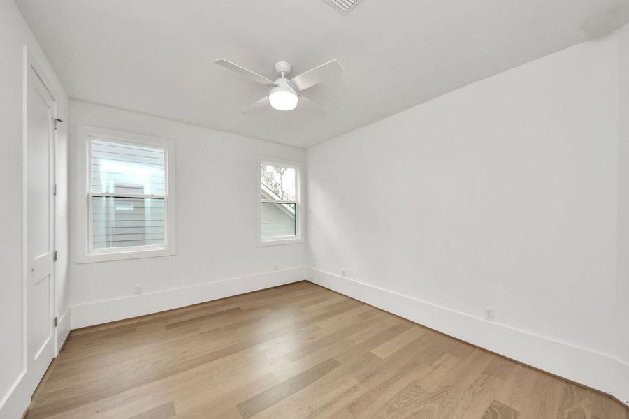 Spacious, unfurnished interior of a new home in , Houston (Image 23).