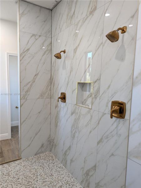 Close-up of interior finishes inside a home in , Lehigh Acres (Image 7).