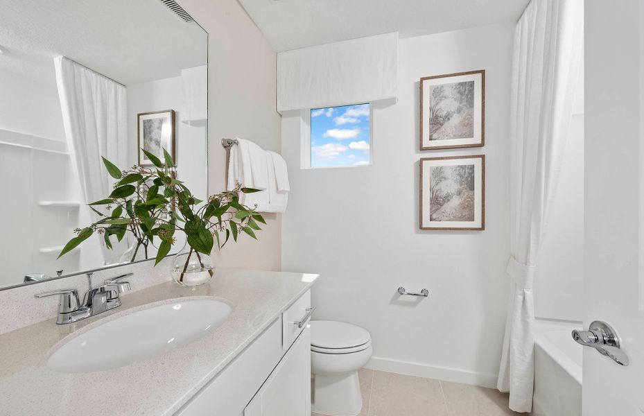 Representative furnished interior of a home built from the Pinecrest by Pulte Homes in Riversong, Parrish (Image 15).