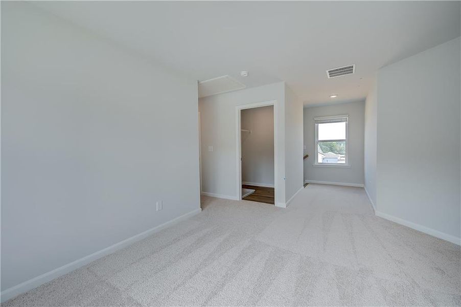 Spacious, unfurnished interior of a new home in Abbotts Crossing, Conyers (Image 26).