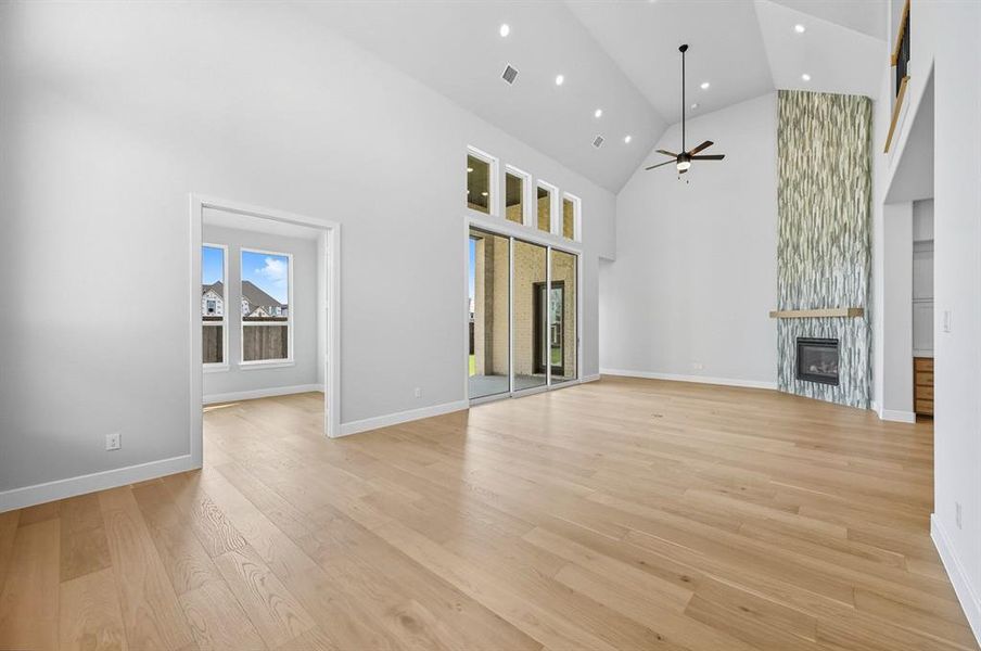 Spacious, unfurnished interior of a new home in , Prosper (Image 16). Spacious, unfurnished interior of a new home in , Prosper (Image 16).