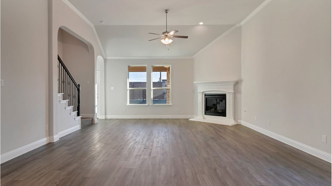 Spacious, unfurnished interior of a new home in Morningstar, Aledo (Image 40).