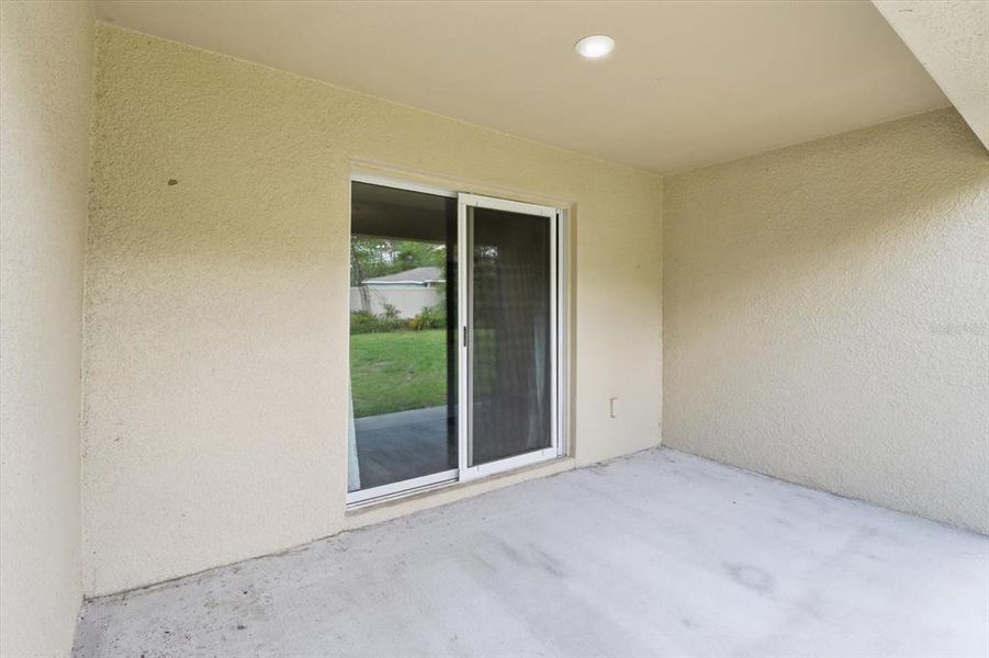 Exterior details and patio area of a home in Citrus Springs, Citrus Springs (Image 28). Exterior details and patio area of a home in Citrus Springs, Citrus Springs (Image 28).