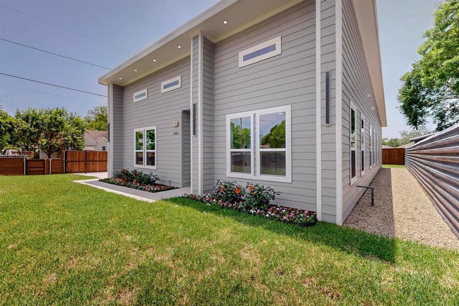 Exterior details and patio area of a home in , Dallas (Image 4). Exterior details and patio area of a home in , Dallas (Image 4).