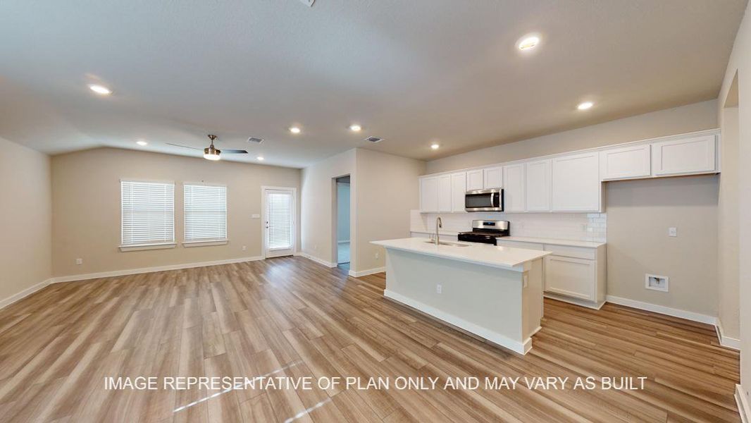 Representative unfurnished interior of a home built from the Caden by D.R. Horton in Yowell Ranch, Killeen (Image 15).